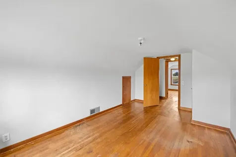 3024 East Side Highway Grottoes VA 24441