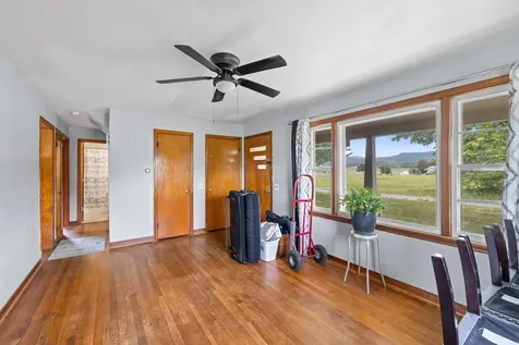 3024 East Side Highway Grottoes VA 24441