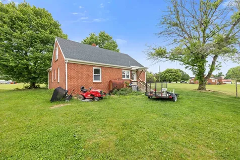 3024 East Side Highway Grottoes VA 24441