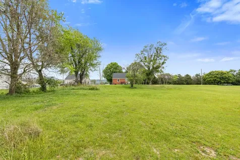 3024 East Side Highway Grottoes VA 24441