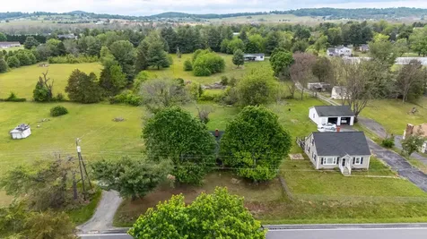3024 East Side Highway Grottoes VA 24441