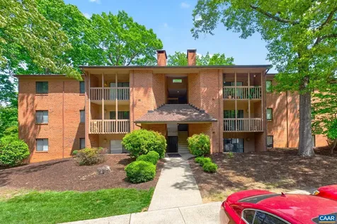 103 Turtle Creek Road Charlottesville VA 22901