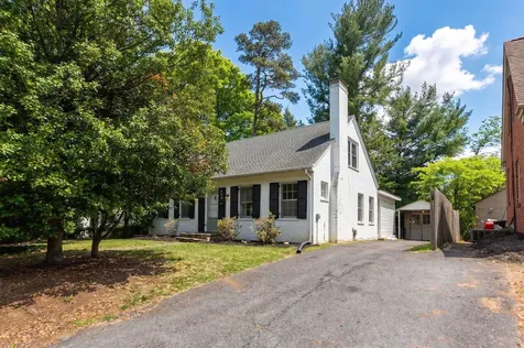 908 Lyndhurst Road Waynesboro VA 22980