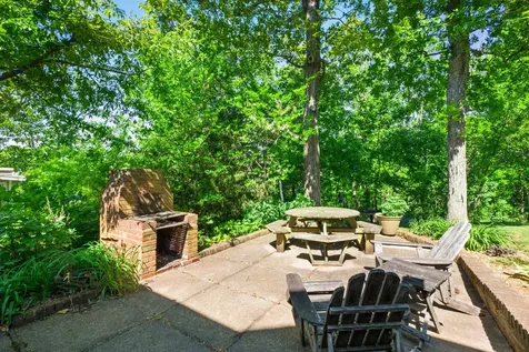446 Mountain View Drive Staunton VA 24401