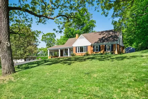 446 Mountain View Drive Staunton VA 24401