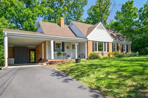 446 Mountain View Drive Staunton VA 24401
