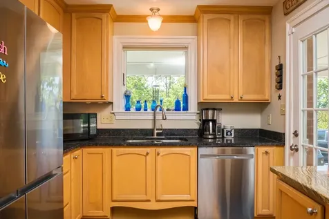 446 Mountain View Drive Staunton VA 24401