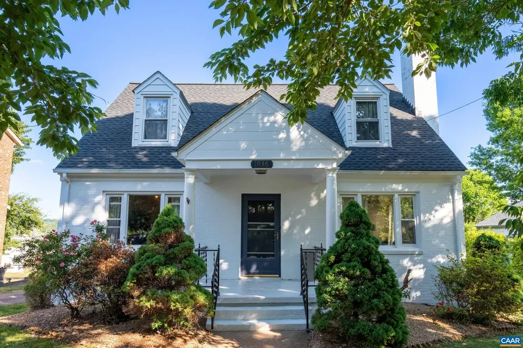 1036 Locust Avenue Charlottesville VA 22901
