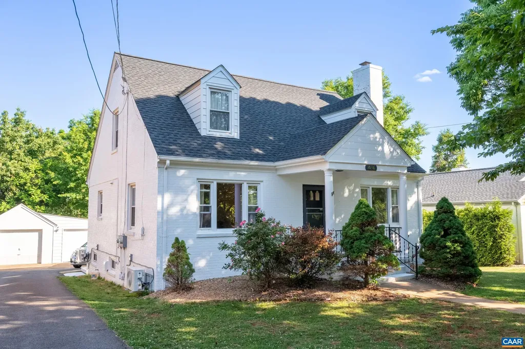 1036 Locust Avenue Charlottesville VA 22901