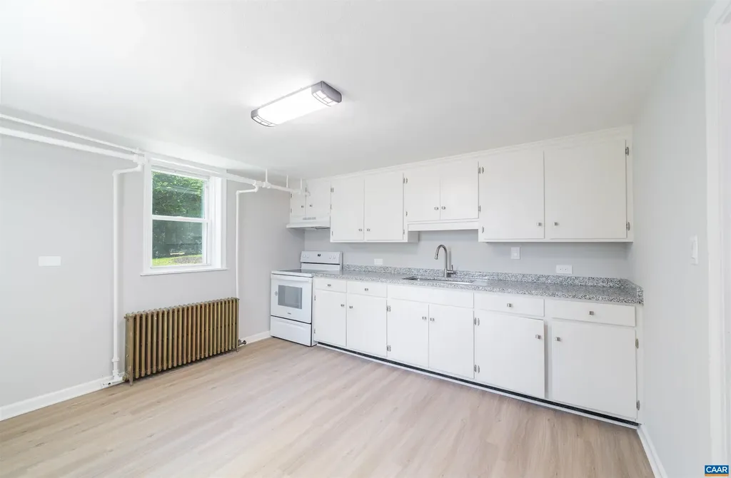 1036 Locust Avenue Charlottesville VA 22901