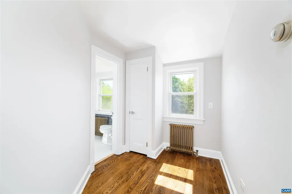 1036 Locust Avenue Charlottesville VA 22901