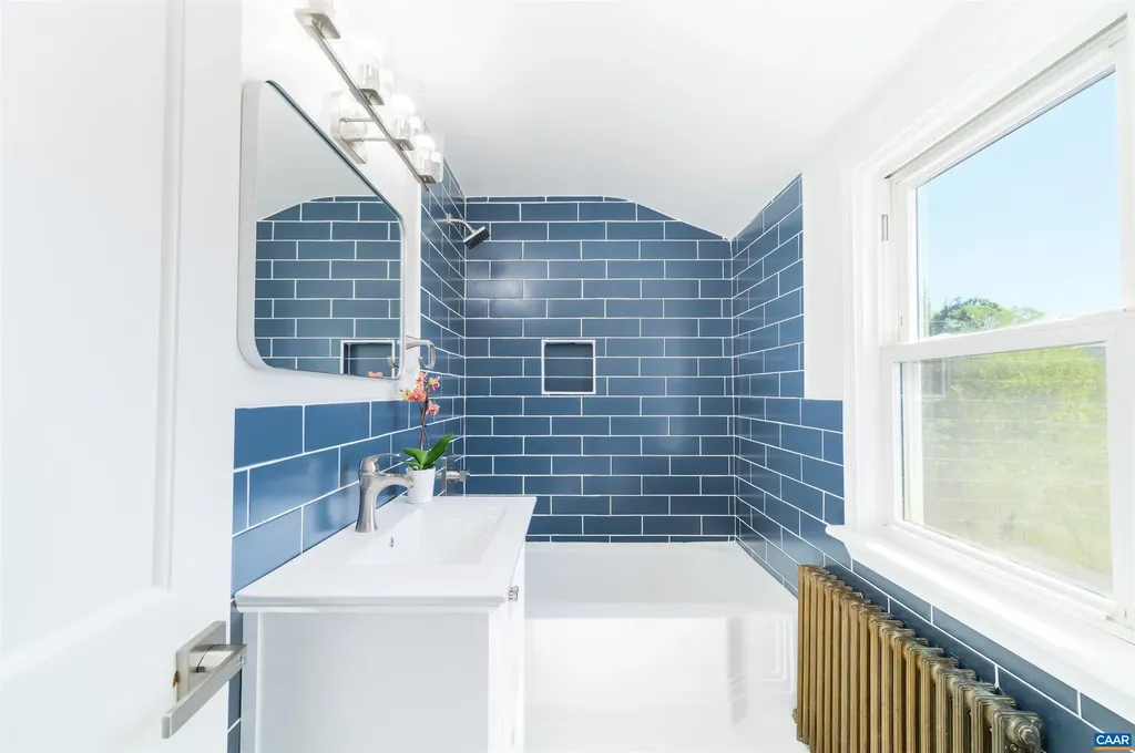 1036 Locust Avenue Charlottesville VA 22901