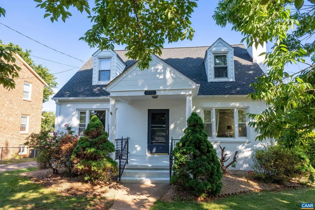 1036 Locust Avenue Charlottesville VA 22901