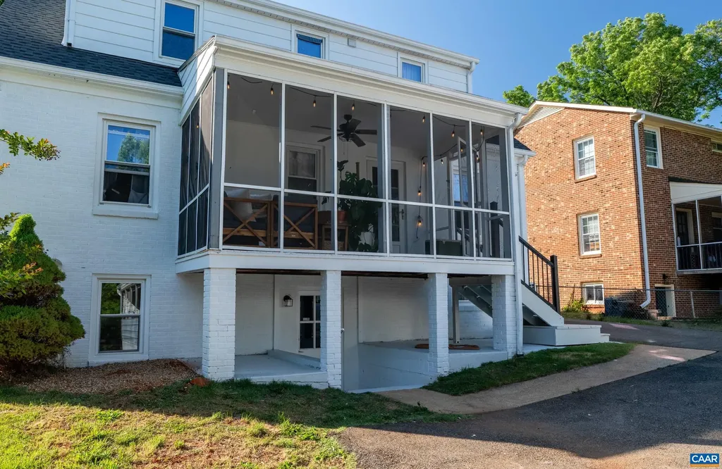 1036 Locust Avenue Charlottesville VA 22901