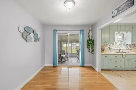 118 Stuart Avenue Stuarts Draft VA 24477