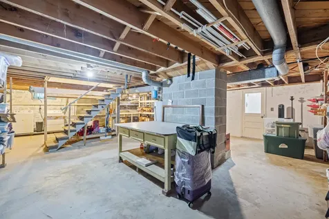 118 Stuart Avenue Stuarts Draft VA 24477