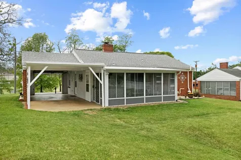 118 Stuart Avenue Stuarts Draft VA 24477