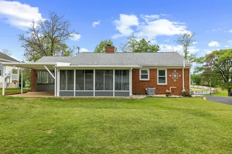118 Stuart Avenue Stuarts Draft VA 24477