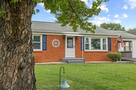 118 Stuart Avenue Stuarts Draft VA 24477