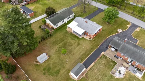 118 Stuart Avenue Stuarts Draft VA 24477