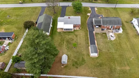 118 Stuart Avenue Stuarts Draft VA 24477