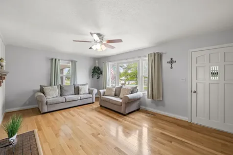 118 Stuart Avenue Stuarts Draft VA 24477