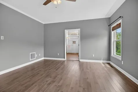 190 Montgomery Road Staunton VA 24401