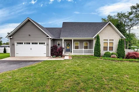 190 Montgomery Road Staunton VA 24401