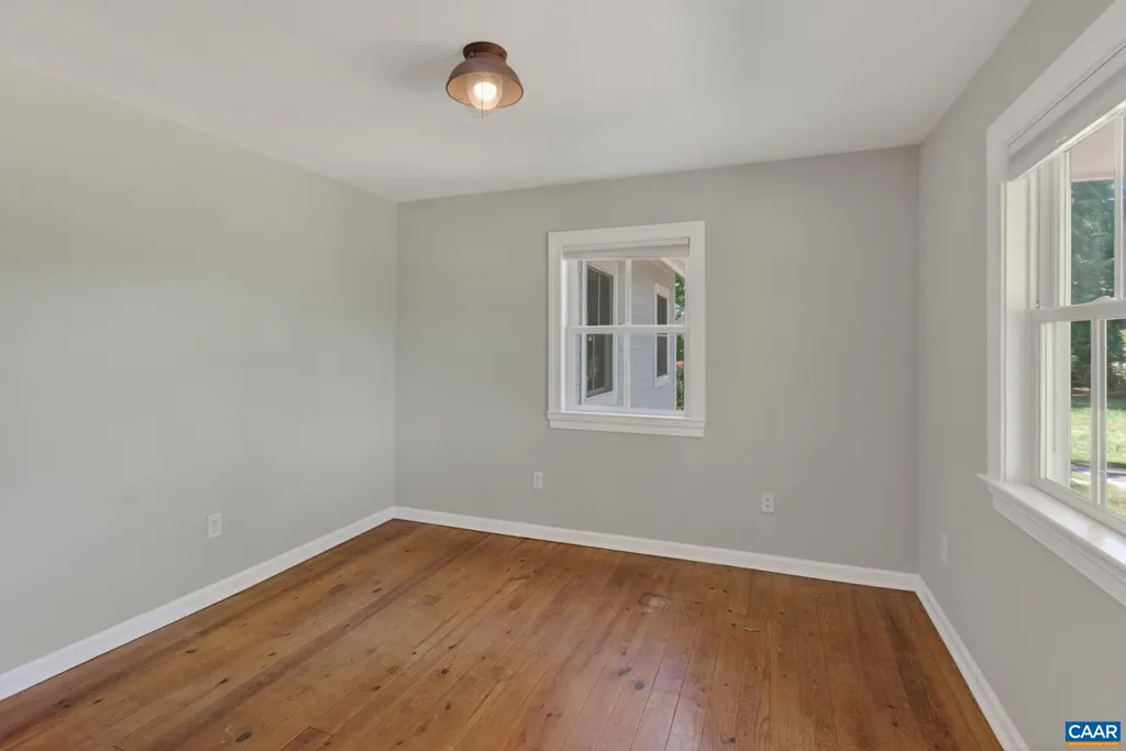 9702 Hatton Ferry Road Scottsville VA 24590