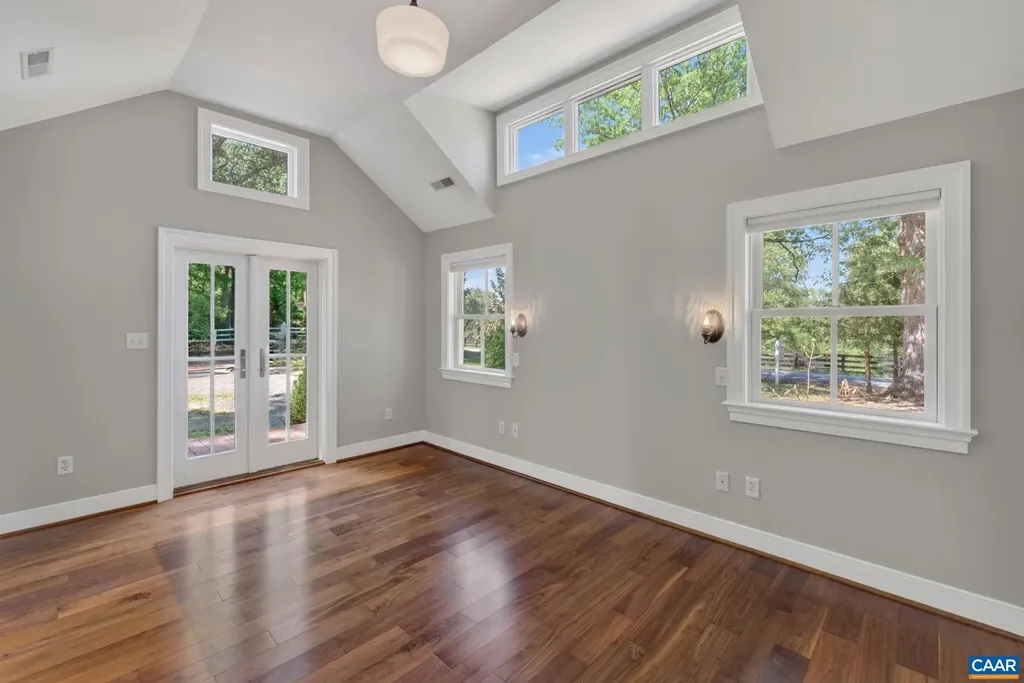 9702 Hatton Ferry Road Scottsville VA 24590