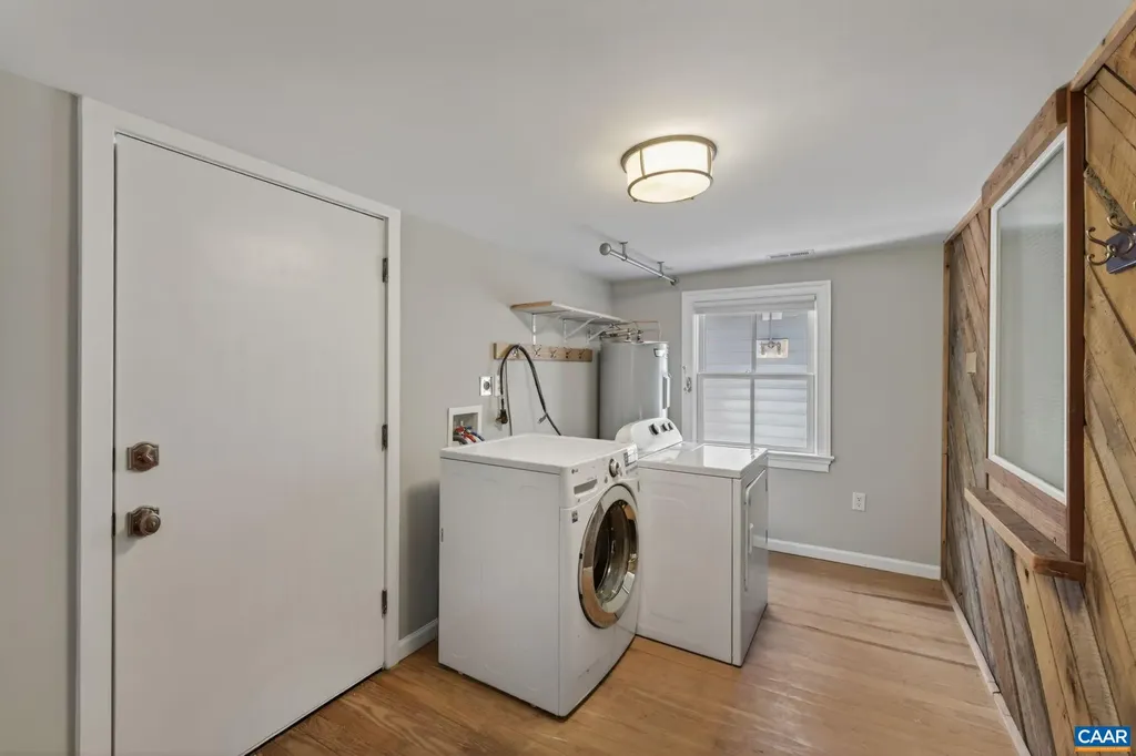 9702 Hatton Ferry Road Scottsville VA 24590