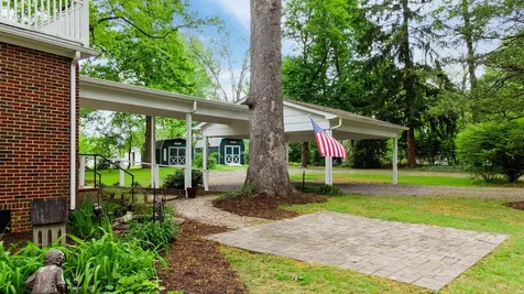 557 Ellison Lane S Waynesboro VA 22980