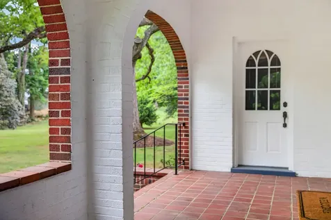 557 Ellison Lane S Waynesboro VA 22980