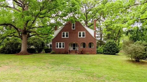 557 Ellison Lane S Waynesboro VA 22980