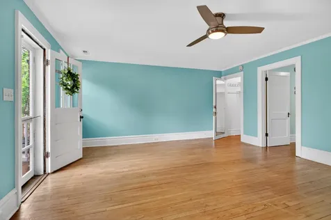 557 Ellison Lane S Waynesboro VA 22980
