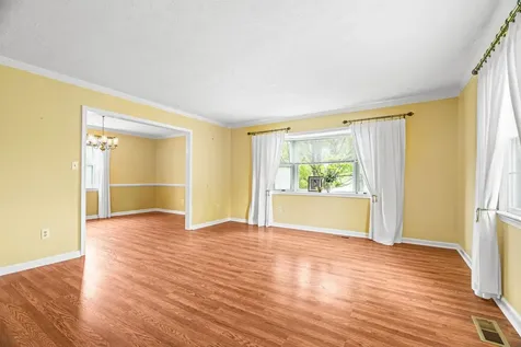 32 Henkel Road Waynesboro VA 22980