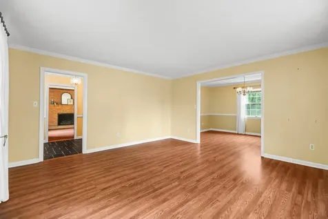 32 Henkel Road Waynesboro VA 22980
