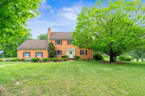 32 Henkel Road Waynesboro VA 22980