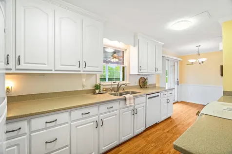 32 Henkel Road Waynesboro VA 22980