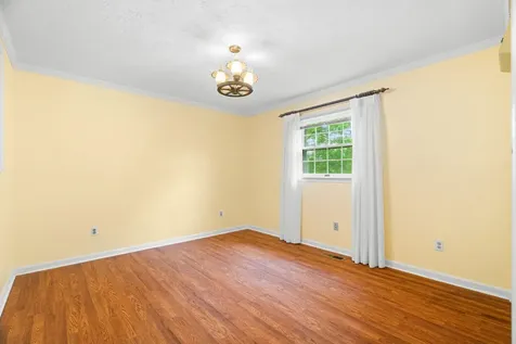 32 Henkel Road Waynesboro VA 22980