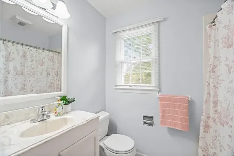 32 Henkel Road Waynesboro VA 22980