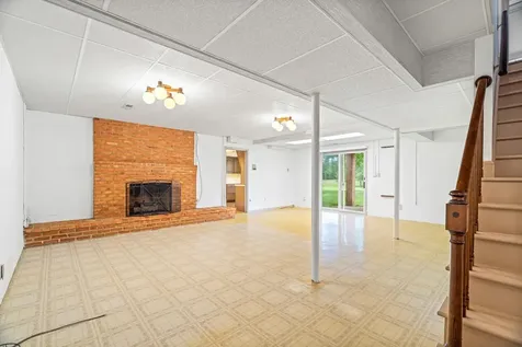 32 Henkel Road Waynesboro VA 22980