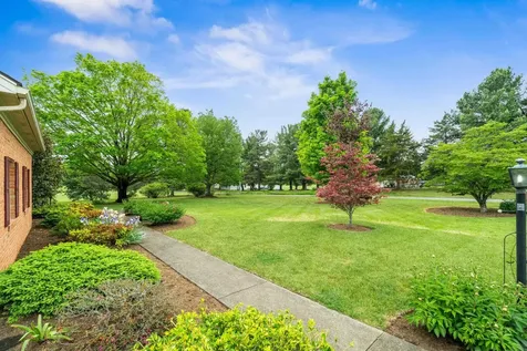 32 Henkel Road Waynesboro VA 22980