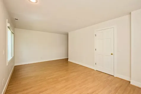 3340 Baybrook Drive Rockingham VA 22801