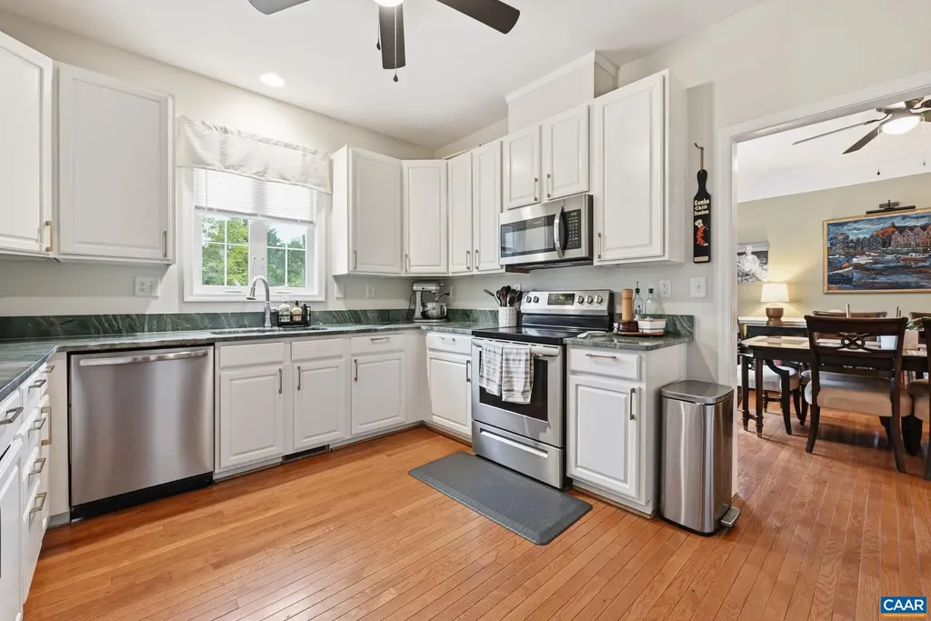 172 Glebe Lane Scottsville VA 24590