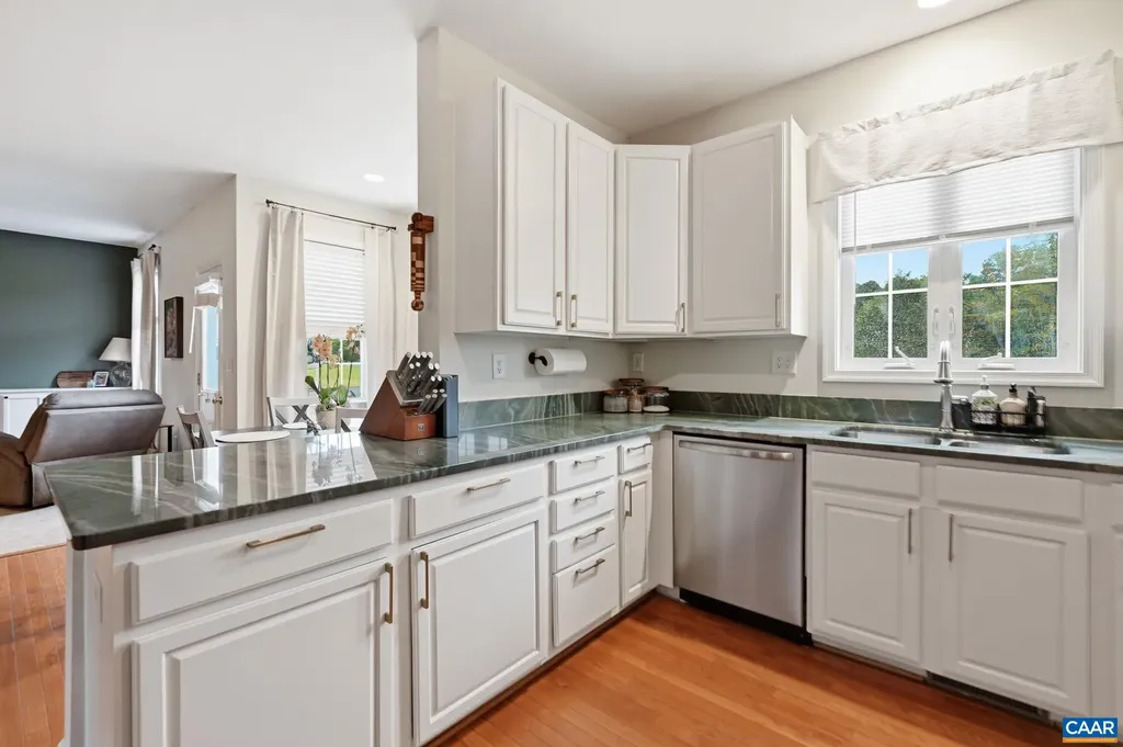 172 Glebe Lane Scottsville VA 24590