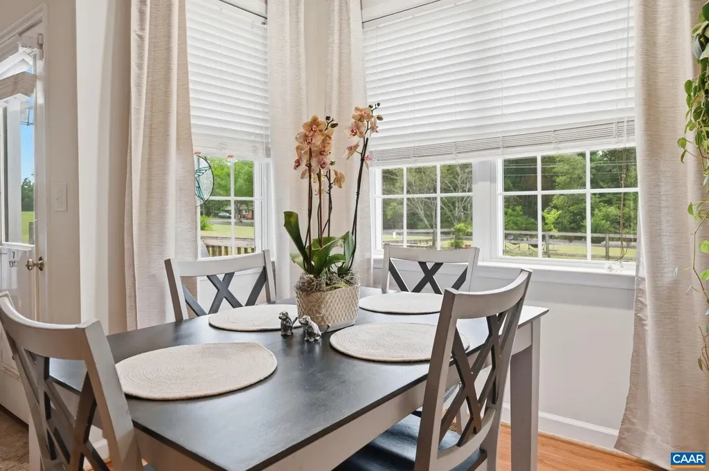 172 Glebe Lane Scottsville VA 24590