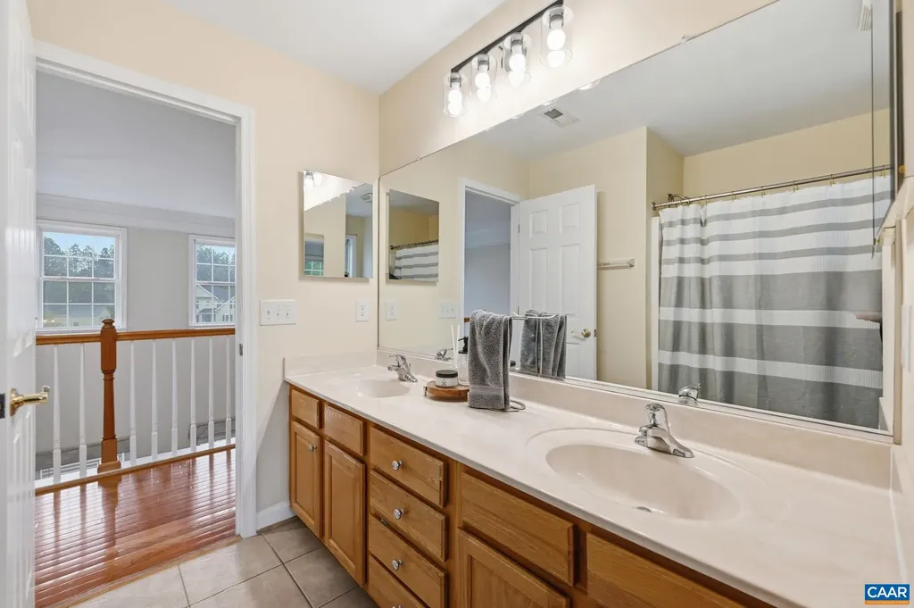 172 Glebe Lane Scottsville VA 24590