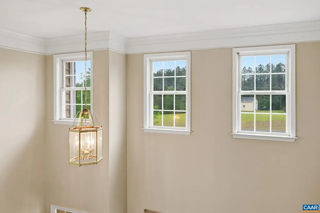 172 Glebe Lane Scottsville VA 24590