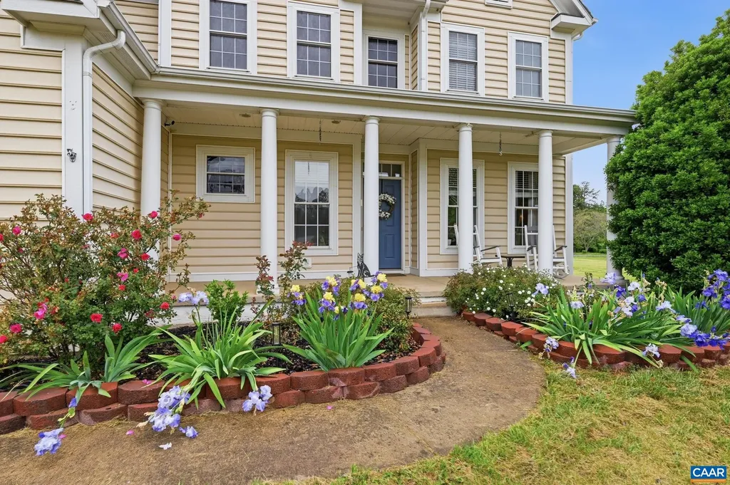 172 Glebe Lane Scottsville VA 24590